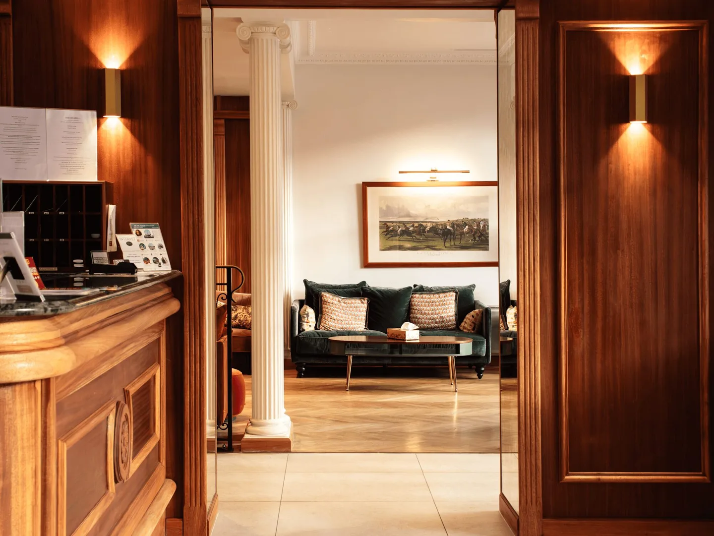 Salle de Réunion et Conférence — Derby Eiffel Hotel, 7e arrondissement - Invalides